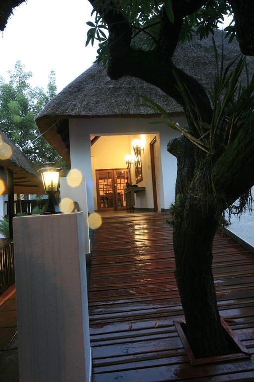Pensao Guest Lodge Mbombela Bagian luar foto